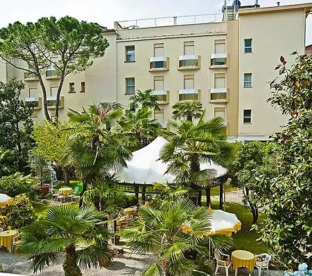 Risorta 3*